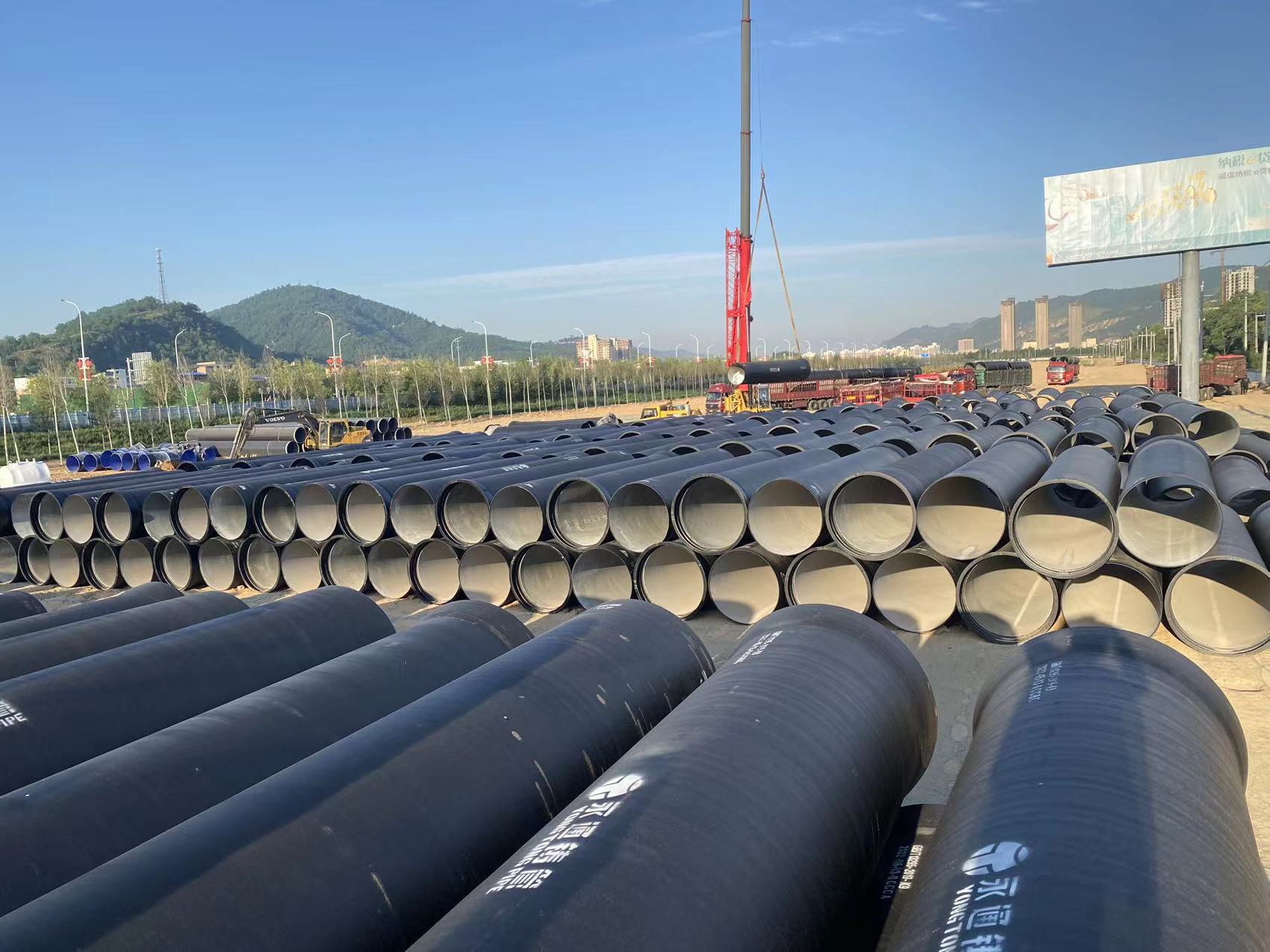 延安黄河引水工程之一的东川水厂扩能工程项目j9九游会(中国)登录入口首页铸管材料进场